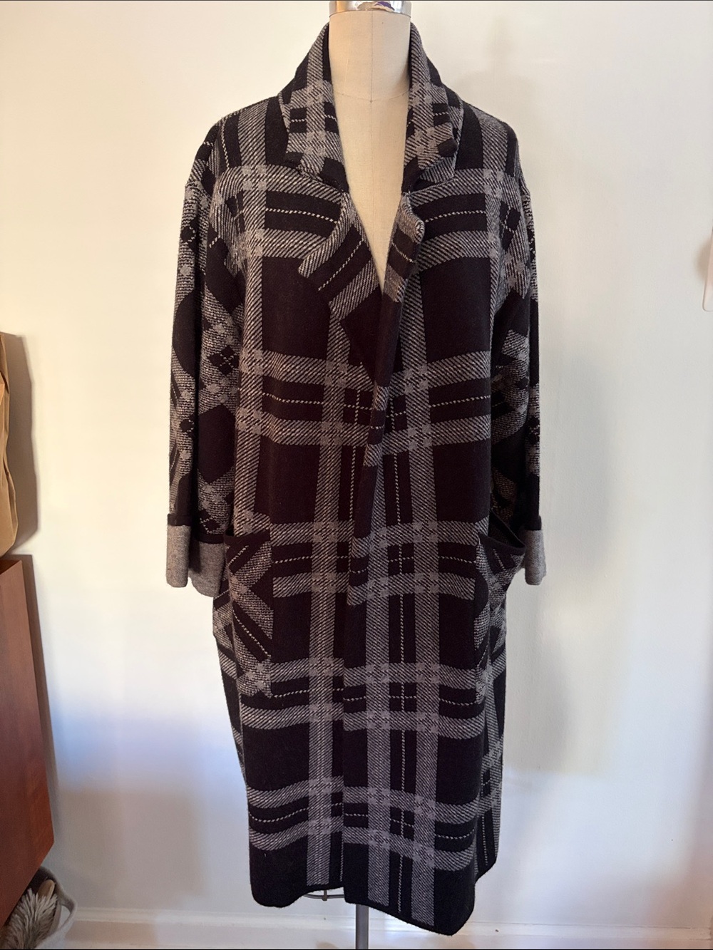 Black & Gray Plaid Long Open-front Coatigan